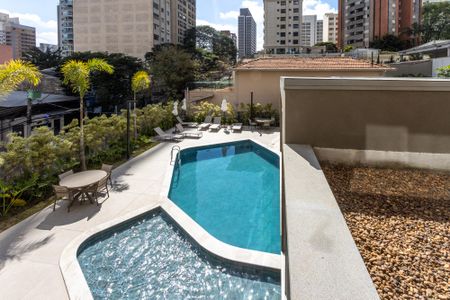Vista Sala de apartamento à venda com 2 quartos, 73m² em Perdizes, São Paulo
