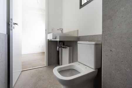 Apartamento à venda com 73m², 2 quartos e 1 vaga Apartamento à venda com 73m², 2 quartos e 1 vagaBanheiro Suíte 1