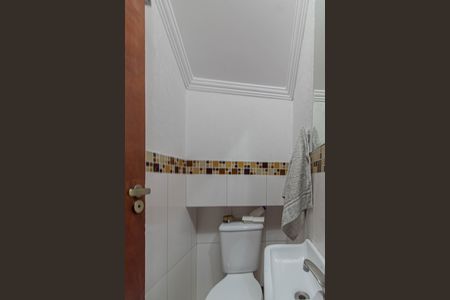 Casa de condomínio para alugar com 110m², 3 quartos e 2 vagas Casa de condomínio para alugar com 110m², 3 quartos e 2 vagasLavabo