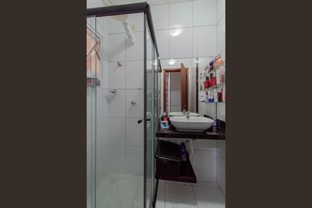 Casa de condomínio para alugar com 110m², 3 quartos e 2 vagas Casa de condomínio para alugar com 110m², 3 quartos e 2 vagasBanheiro da Suíte