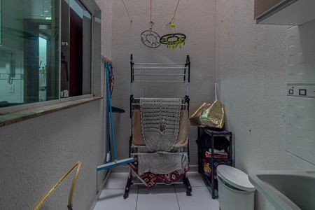 Casa de condomínio para alugar com 110m², 3 quartos e 2 vagas Casa de condomínio para alugar com 110m², 3 quartos e 2 vagasÁrea de Serviço