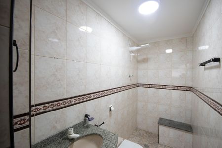 Casa para alugar com 277m², 3 quartos e 2 vagasBanheiro 2