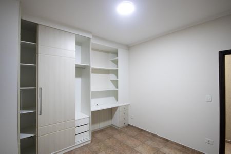 Casa para alugar com 277m², 3 quartos e 2 vagasQuarto 2