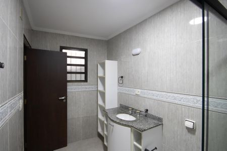 Casa para alugar com 277m², 3 quartos e 2 vagasBanheiro da Suíte