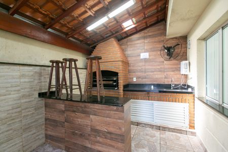 Apartamento à venda com 52m², 2 quartos e 1 vaga Apartamento à venda com 52m², 2 quartos e 1 vagaÁrea comum - Churrasqueira