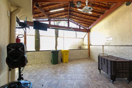 Apartamento à venda com 52m², 2 quartos e 1 vaga Apartamento à venda com 52m², 2 quartos e 1 vagaÁrea comum - Churrasqueira