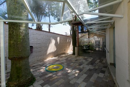 Apartamento à venda com 52m², 2 quartos e 1 vaga Apartamento à venda com 52m², 2 quartos e 1 vagaÁrea comum - Salão de Festas