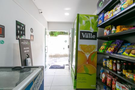 Apartamento à venda com 52m², 2 quartos e 1 vaga Apartamento à venda com 52m², 2 quartos e 1 vagaMini Mercado