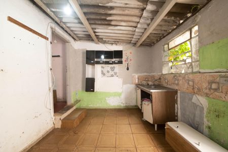 Casa à venda com 500m², 2 quartos e 2 vagasEdícula