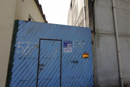 Casa à venda com 500m², 2 quartos e 2 vagasPlaquinha