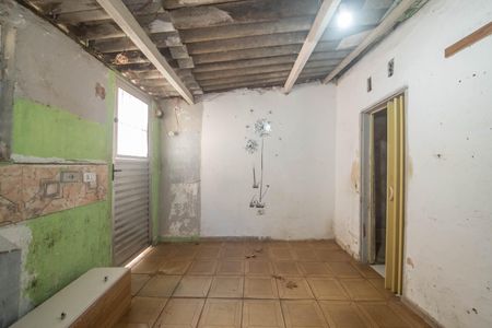 Casa à venda com 500m², 2 quartos e 2 vagasEdícula