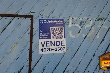 Casa à venda com 500m², 2 quartos e 2 vagasPlaquinha