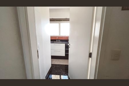 Apartamento à venda com 89m², 3 quartos e 2 vagasEntrada Serviço