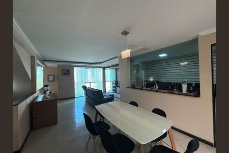 Casa à venda com 264m², 3 quartos e 3 vagas Casa à venda com 264m², 3 quartos e 3 vagasFoto 07