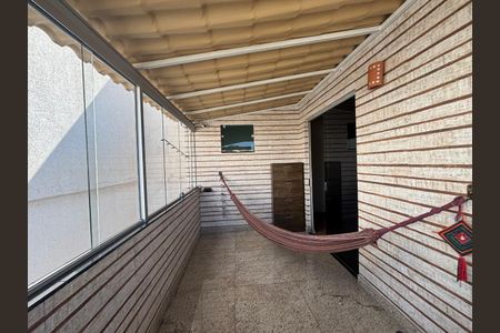 Casa à venda com 264m², 3 quartos e 3 vagas Casa à venda com 264m², 3 quartos e 3 vagasFoto 41