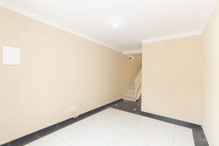 Casa à venda com 182m², 3 quartos e 5 vagas Casa à venda com 182m², 3 quartos e 5 vagasSala