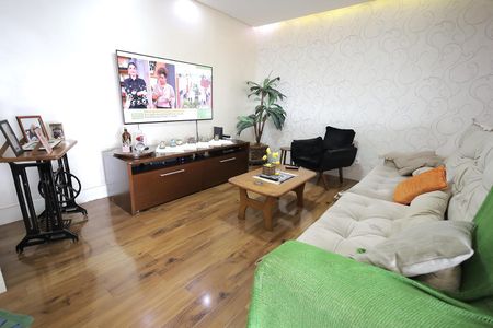 Apartamento à venda com 126m², 3 quartos e 3 vagas Apartamento à venda com 126m², 3 quartos e 3 vagasSala