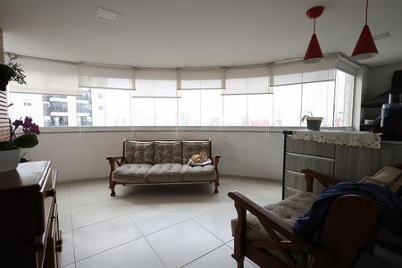 Apartamento à venda com 126m², 3 quartos e 3 vagas Apartamento à venda com 126m², 3 quartos e 3 vagasSacada Gormet