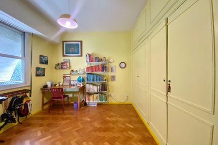 Apartamento à venda com 167m², 4 quartos e 1 vaga Apartamento à venda com 167m², 4 quartos e 1 vagaSuíte