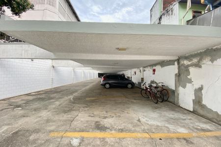 Apartamento à venda com 167m², 4 quartos e 1 vaga Apartamento à venda com 167m², 4 quartos e 1 vagaGaragem