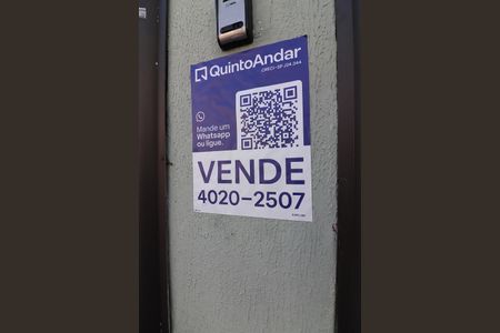 Casa à venda com 235m², 2 quartos e 8 vagasPlaca