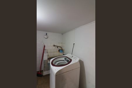 Casa à venda com 235m², 2 quartos e 8 vagasÁrea de Serviço