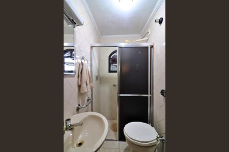 Casa à venda com 235m², 2 quartos e 8 vagasBanheiro Social