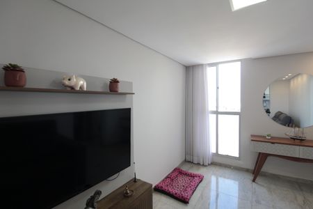 Sala de apartamento à venda com 2 quartos, 50m² em Conjunto Helena Antipoff, Belo Horizonte