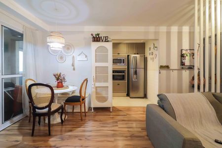 Sala de apartamento à venda com 2 quartos, 73m² em Jardim Sarah, São Paulo