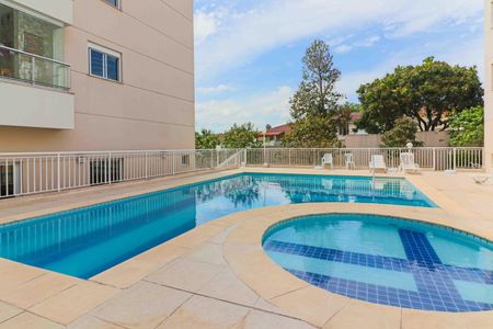 Apartamento à venda com 73m², 2 quartos e 2 vagasÁrea comum - Piscina