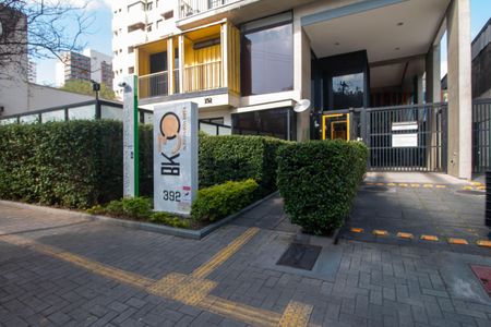 Fachada de apartamento à venda com 1 quarto, 40m² em Santo Amaro, São Paulo