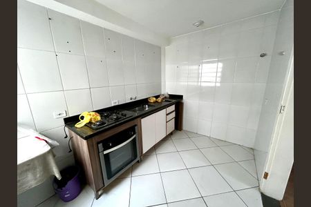 Apartamento à venda com 44m², 2 quartos e sem vaga Apartamento à venda com 44m², 2 quartos e sem vagaCozinha e Área de Serviço