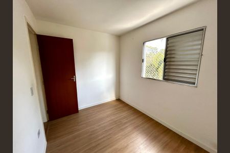 Quarto 1 de apartamento à venda com 2 quartos, 44m² em Jardim Sao Luis (zona Norte), Guarulhos