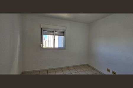 Apartamento à venda com 86m², 3 quartos e 2 vagasQuarto 2