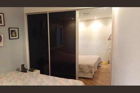 Apartamento à venda com 60m², 1 quarto e 1 vagaFoto 02