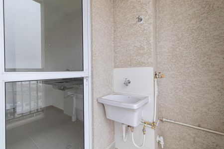 Apartamento à venda com 42m², 2 quartos e 1 vagaVaranda e Área de Serviço 