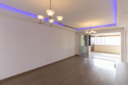 Apartamento à venda com 96m², 3 quartos e 2 vagasSala