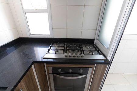 Apartamento à venda com 96m², 3 quartos e 2 vagasCozinha