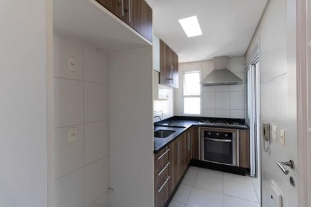 Apartamento à venda com 96m², 3 quartos e 2 vagasCozinha
