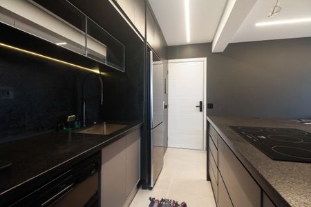 Apartamento à venda com 89m², 3 quartos e 2 vagas Apartamento à venda com 89m², 3 quartos e 2 vagasCozinha