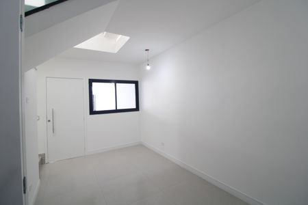 Sala de casa à venda com 3 quartos, 125m² em Jardim Alzira, São Paulo