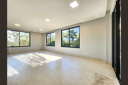 Casa de condomínio para alugar com 263m², 4 quartos e 4 vagas Casa de condomínio para alugar com 263m², 4 quartos e 4 vagasSala