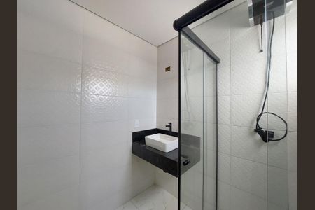 Casa à venda com 124m², 3 quartos e 2 vagasBanheiro 2