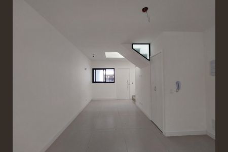 Casa à venda com 124m², 3 quartos e 2 vagasSala