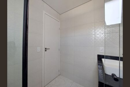 Casa à venda com 124m², 3 quartos e 2 vagasBanheiro 2