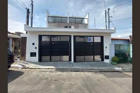 Casa à venda com 124m², 3 quartos e 2 vagasFachada e Placa