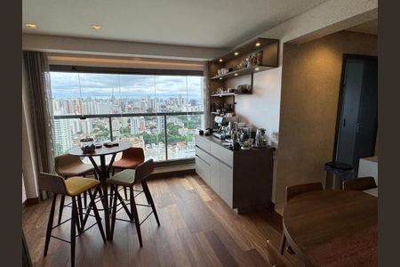 Apartamento à venda com 167m², 3 quartos e 2 vagas Apartamento à venda com 167m², 3 quartos e 2 vagasFoto 02