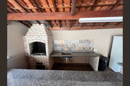 Apartamento à venda com 70m², 2 quartos e 1 vagaÁrea comum - Churrasqueira