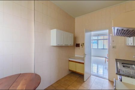 Apartamento à venda com 77m², 3 quartos e sem vaga Apartamento à venda com 77m², 3 quartos e sem vagaCozinha