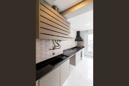 Apartamento para alugar com 68m², 2 quartos e 1 vagaÁrea de Serviço